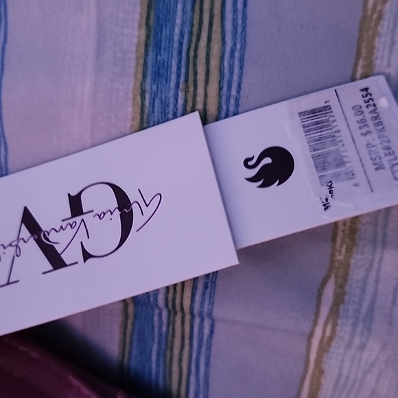 Gloria Vanderbilt 36d gentle lift bras pink, maroon - Picture 2 of 6